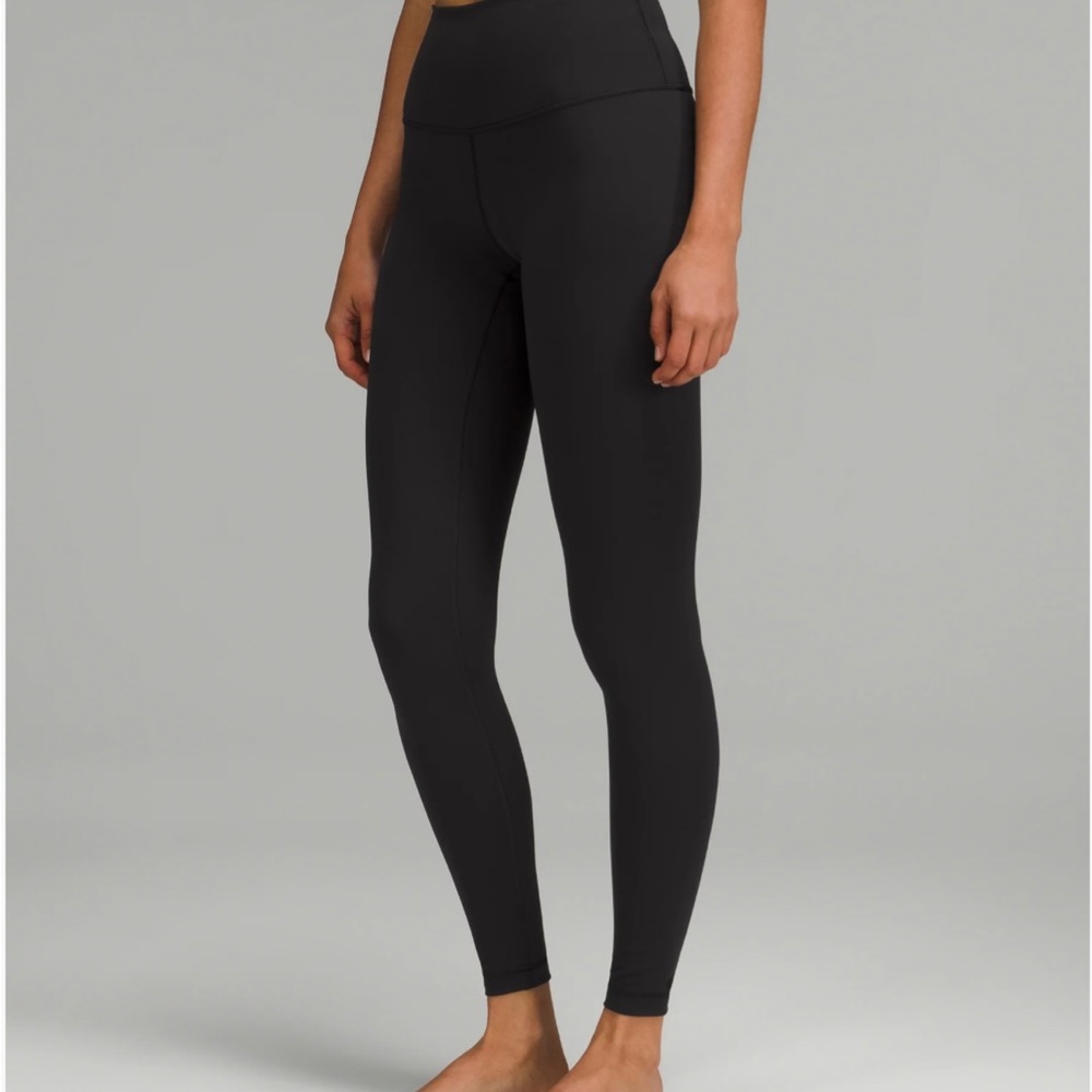 Lululemon // WUNDER UNDER HIGH-RISE TIGHT 25" // Black // 6